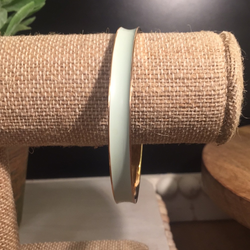 bangle bracelet